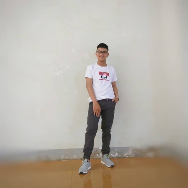 Thủ khoa Đắk Lắk 28,65 điểm khối B: Không ngại hỏi trong giờ học! - 1 Thủ khoa Đắk Lắk 28,65 điểm khối B: Không ngại hỏi trong giờ học! - 1